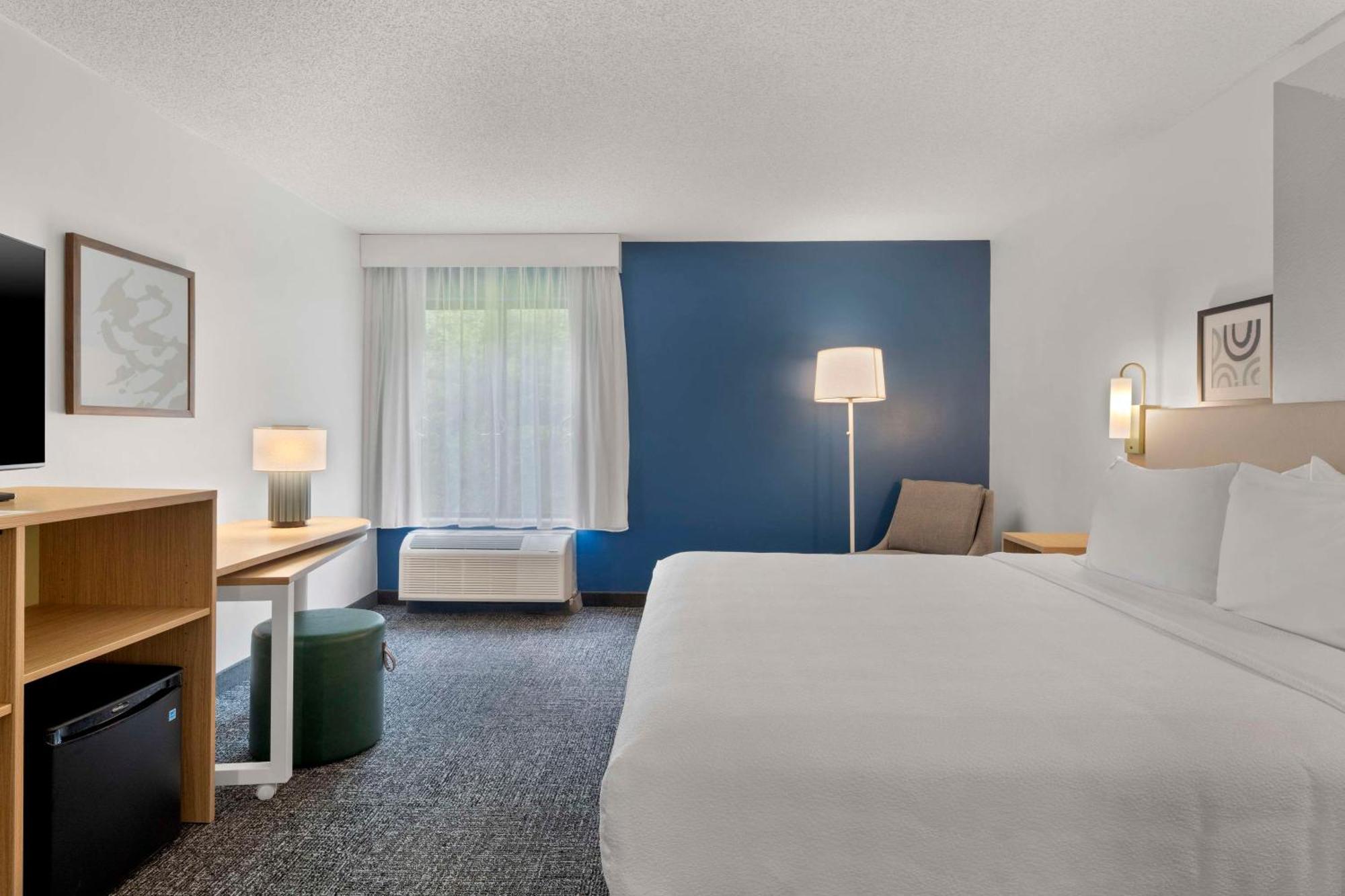 Spark By Hilton Newcomerstown Eksteriør bilde