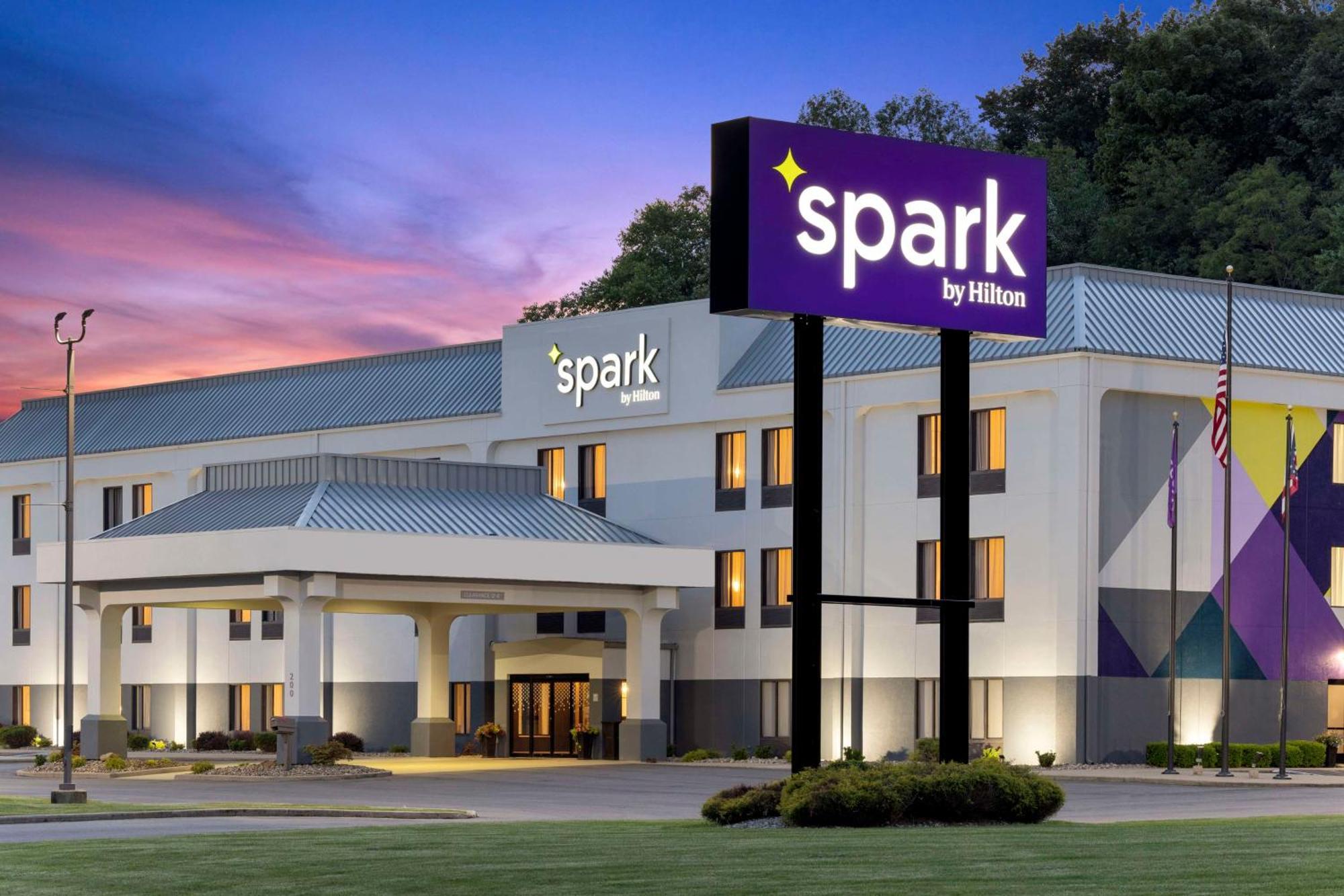 Spark By Hilton Newcomerstown Eksteriør bilde